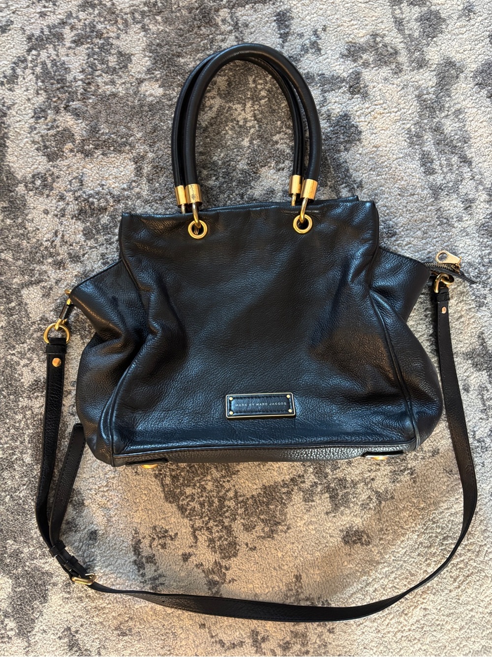 Marc Jacobs leather purse
